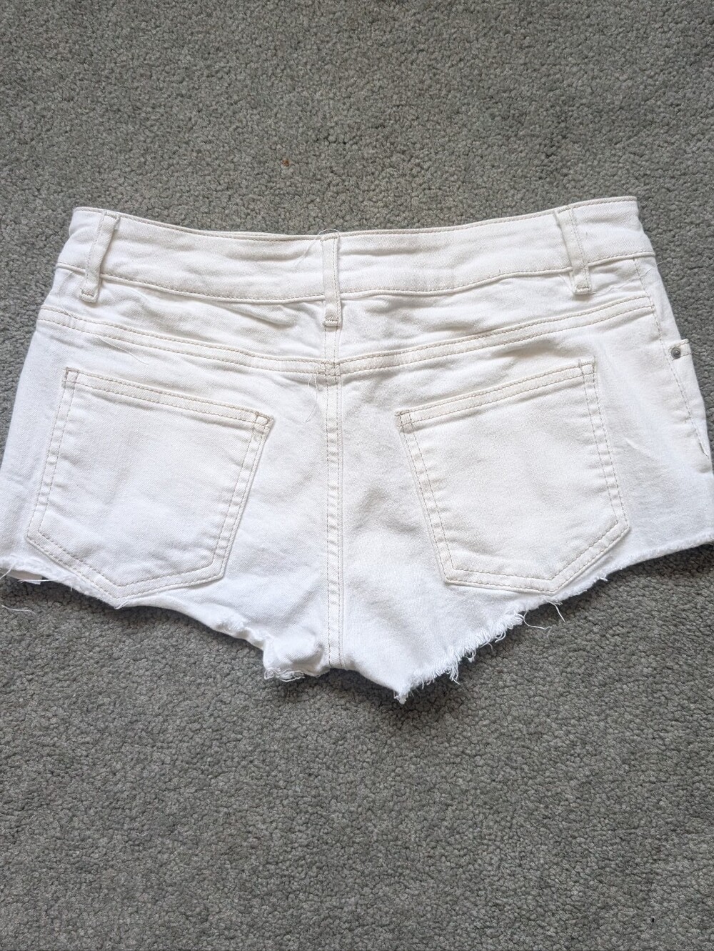 Asos White Denim Jean Cut-Off Shorts Size US 6 - Picture 3 of 5